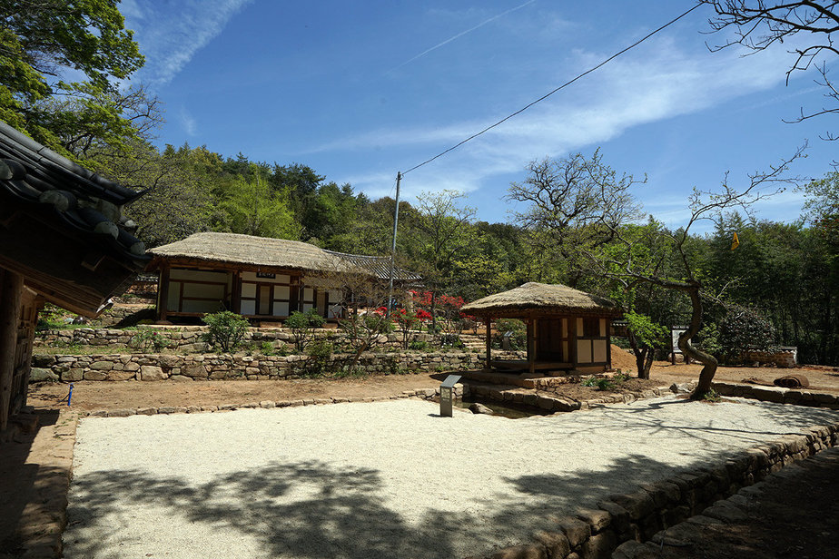 Baekundong Garden