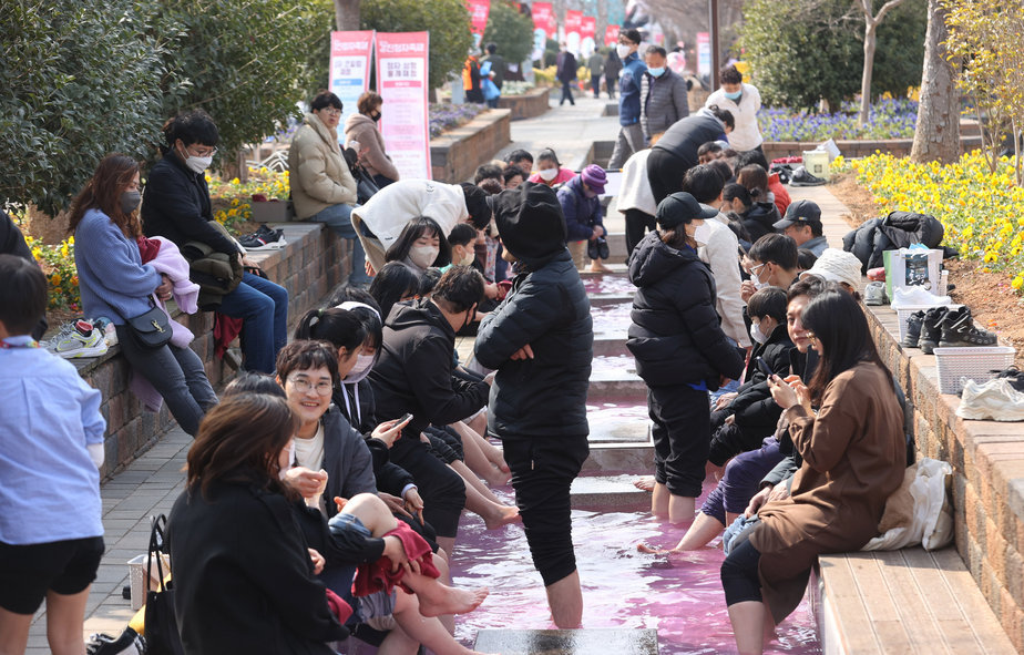 제51회 강진청자축제(족욕체험).JPG